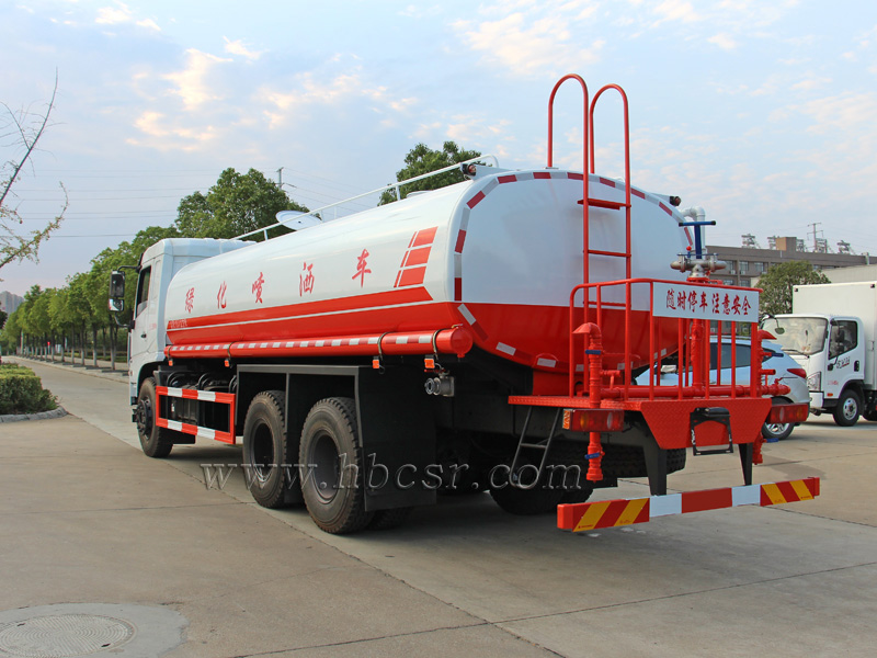 东风专底后双桥20方洒水车