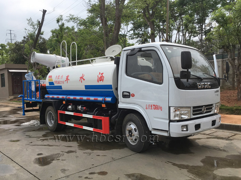 东风小多利卡5方雾炮车/抑尘车