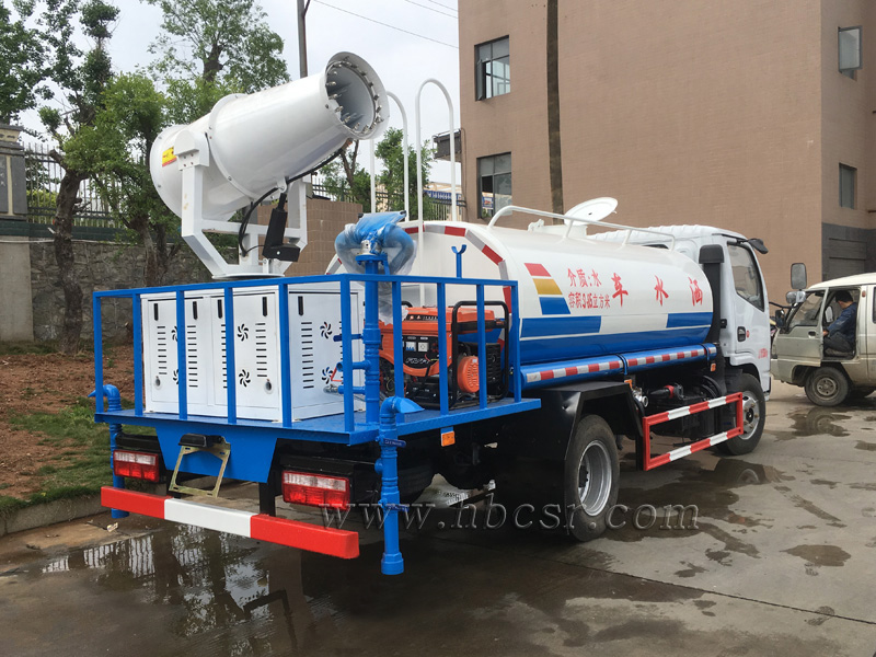 东风小多利卡5方雾炮车/抑尘车