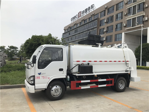 庆铃五十铃6方餐厨垃圾车，泔水车
