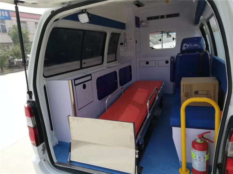 金杯新快运120救护车