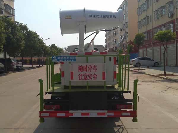 凯马2方蓝牌洒水车（选装雾炮）